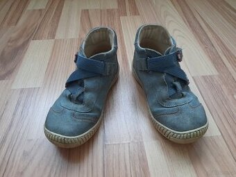 Celoroční kožené kotníkové boty PEGRES, vel. 32