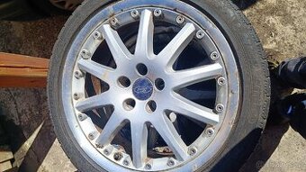 ALU kola Ford R18