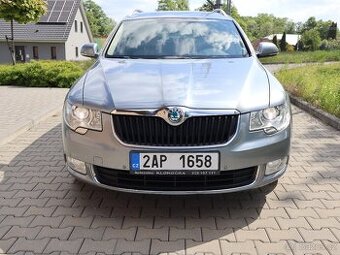 Škoda Superb 3.6 V6 4x4 191kW r.2012 serviska zachovalý stav