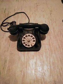 Historický telefon 2ks