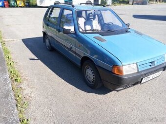 Fiat Uno logo