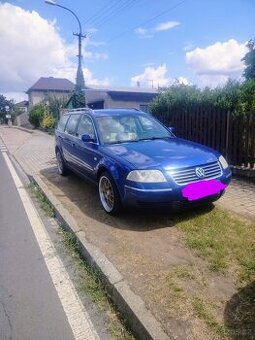 VW Passat 2.3 v5