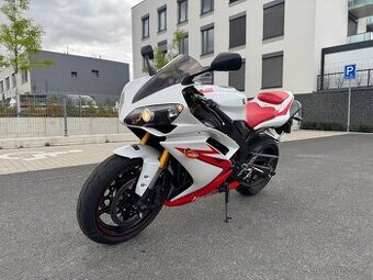 Yamaha YZR-R1 RN19