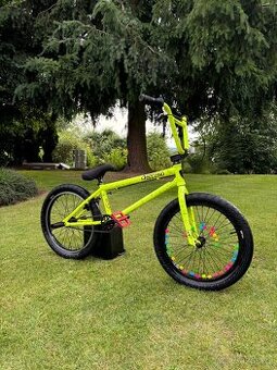 BMX kolo Subrosa