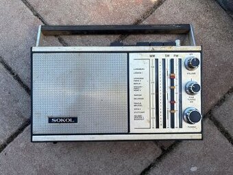 Sběratelské tranzistorové rádio Sokol – funkční