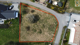 Prodej kompletně zasíťovaného stavebního pozemku s výhledem 