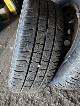 Zimní pneu 215/65R16C