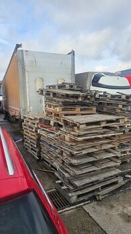 Palivove drevo palety na topeni