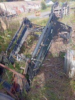 Čelní nakladač trac lift