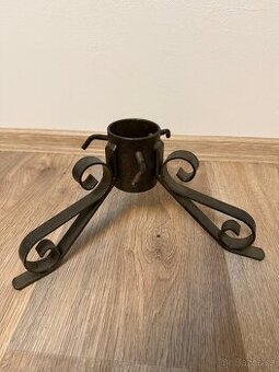 Stojan na vánoční stromek