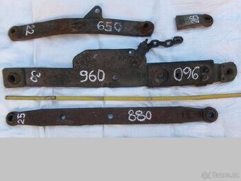 prodám šavle na traktor, sedačky, disky kol, kulové závěsy..