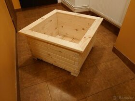 Masivní dřevěné květináče s límcem v42xs72xhl72cm