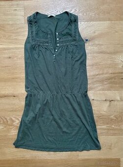 Dámské šaty vel.38