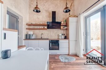 Pronájem atypického loftového bytu 1+kk s terasou, ul. Žižko