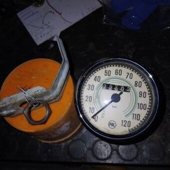 jawa malá kývačka