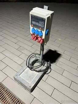 Přenosný stavební rozvaděč – 5× 230V + 2× 400V, EATON