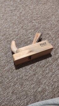 Hoblík na dřevo