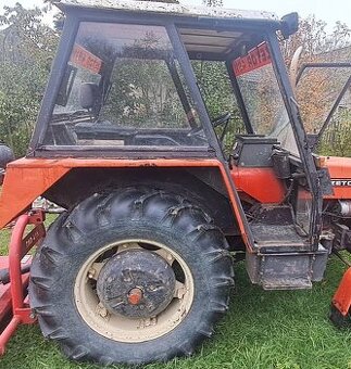 KOUPÍM pravé dveře pro Zetor 4911