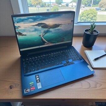 Herní notebook Lenovo