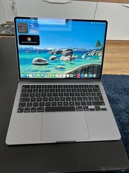 MacBook Air 13" Apple M2 16 GB RAM, 256 GB SSD