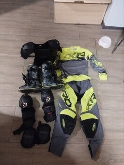 Dětske oblečeni na motorku čtyřkolku