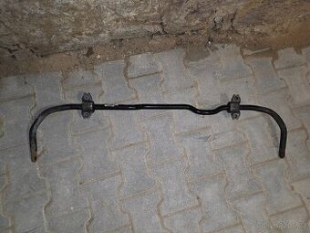 Prodám přední stabilizátor a poloosy ze Škody Octavie 2 RS