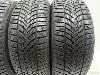 Zimní pneu 215/55/16/Semperit + Continental