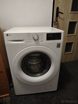 Parní pračka LG 9kg (AI DD, Steam) – TOP stav, jako nová