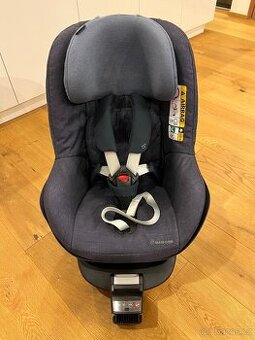 Autosedačka Maxi-Cosi Pearl se základnou