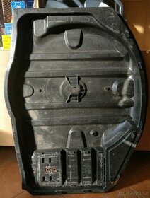 Dno kufru w211 w219 rezerva