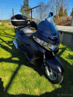 Suzuki Burgman 125i CZ TP