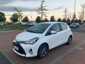 Toyota Yaris 1.3 VVT-i Extra, AUTOMAT
