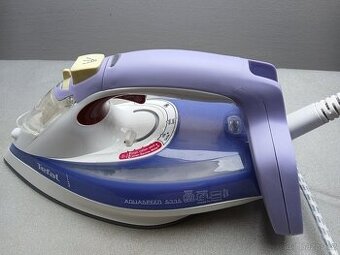 Žehlička Tefal