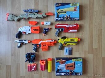 Nerf MEGA SADA 7 zbraní + náboje