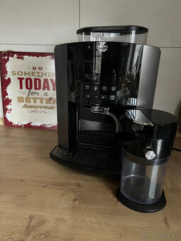 Kávovar Krups EA 819E Arabica Latte Quattro Force - TOP
