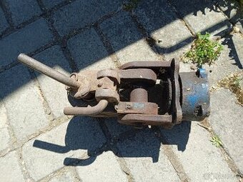 Zaves treba na vlek