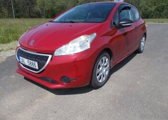 Peugeot 208 1,4HDI koup nové ČR ,113 000km nafta manuál