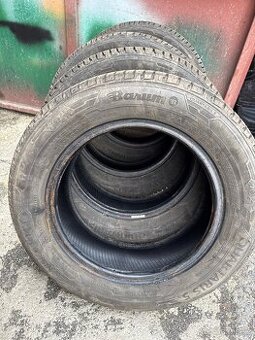 Pneu celoročni 185/60 r14 7,5mm