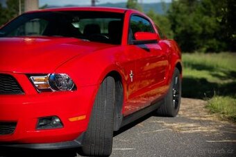 Ford Mustang 3.7 V6 2011