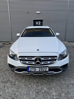 Mercedes Benz E-Class E220D 4matic Alltrain