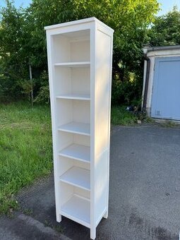 Knihovna Ikea Hemnes