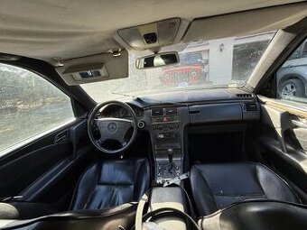 Prodám díly do interíeru mercedes w210