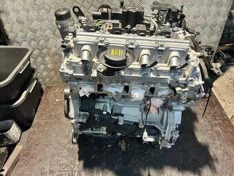 Jaguar XE motor 2.0i PT204