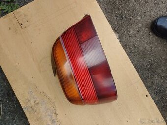 BMW e39 - levé zadní svetlo