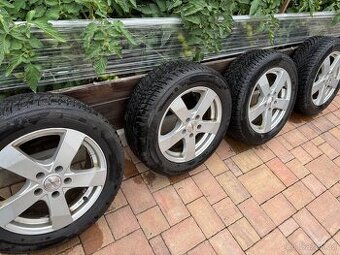 Sada zimnich pneu 215/55/R16 (VW Passat)