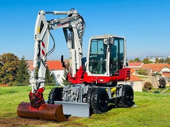 Kolové rypadlo Takeuchi TB295W