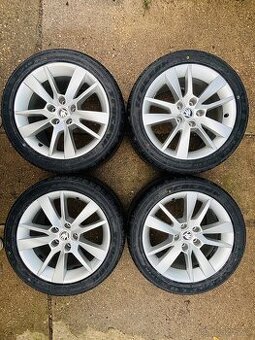 Originál alu Škoda Octavia 3, 225/45 R17 Nové zimní pneu
