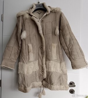 Dámský kožený kabát