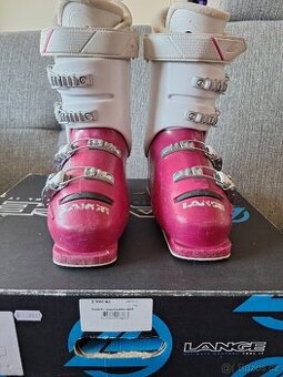 Dívčí lyžáky vel. 37/38 značky Lange.