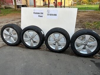 Sada zánovních zimních ALU kol Škoda |5x112, 235/55/19|